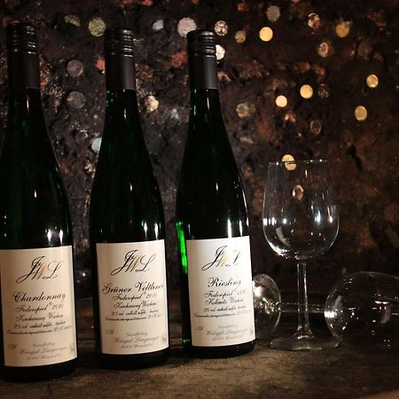 Weingut Langmayer Wosendorf in der Wachau ภายนอก รูปภาพ