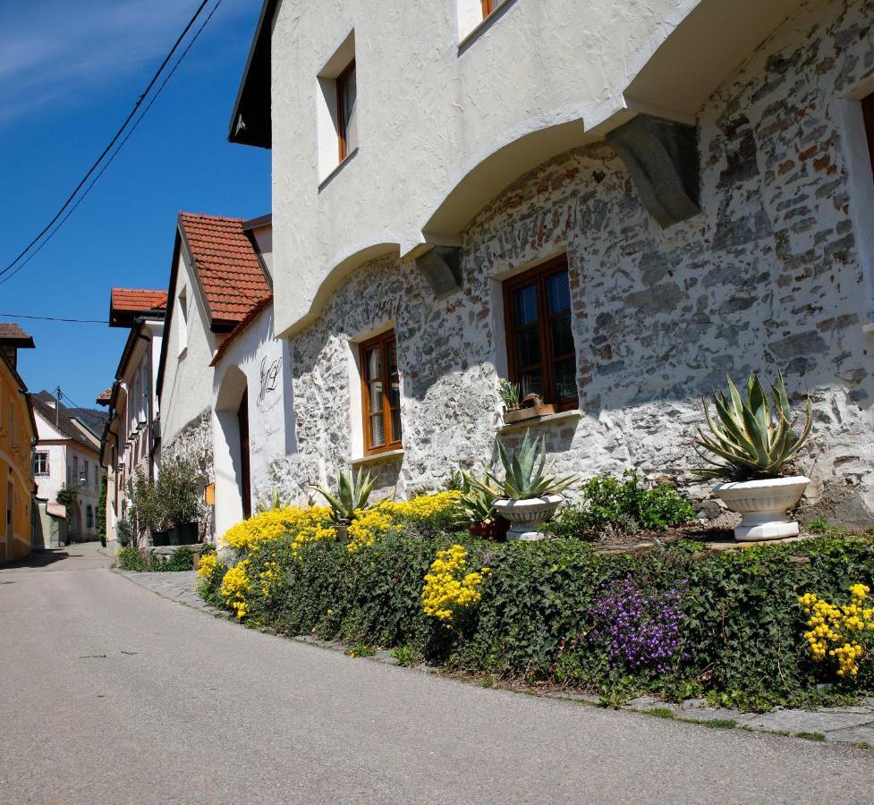 Weingut Langmayer Wosendorf in der Wachau ภายนอก รูปภาพ