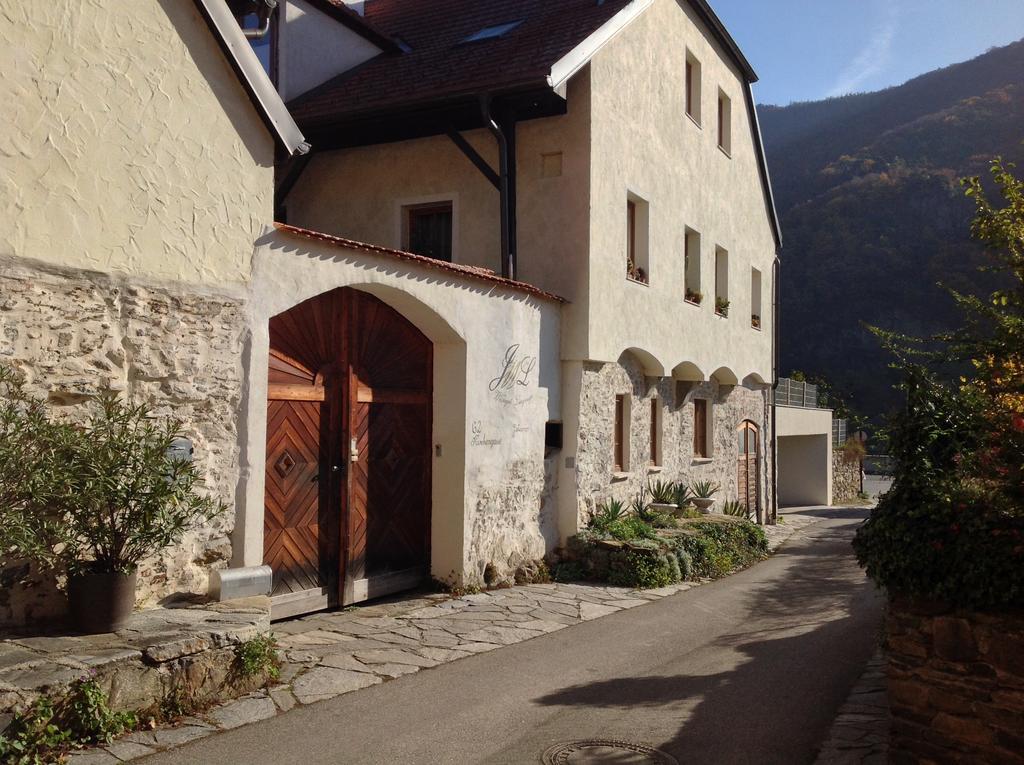 Weingut Langmayer Wosendorf in der Wachau ภายนอก รูปภาพ